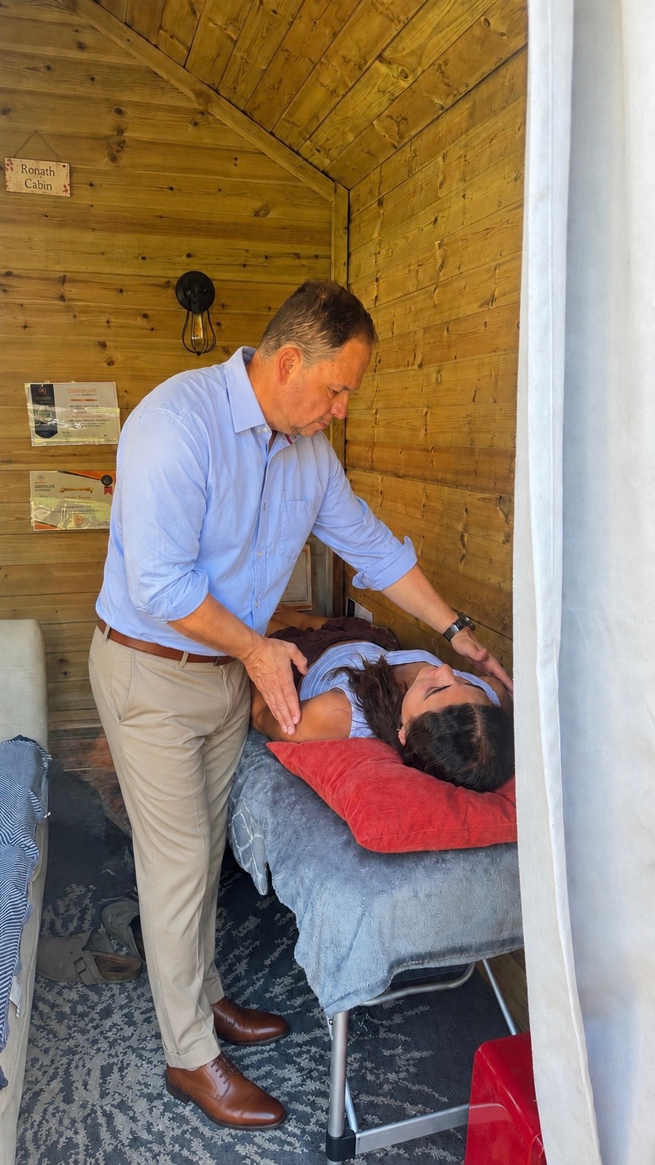 Simon Jones - Professional Psychotherapist providing trauma therapy in Ebbw Vale